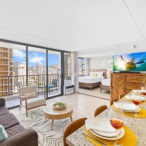 Apartment Great Ocean View Condo, Near With Free Parking!, Honolulu